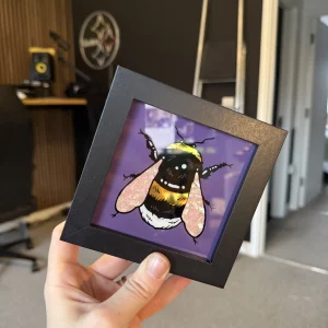 Gilded Glass Mini Bumblebee Frame - Purple/Salmon Pink Wing